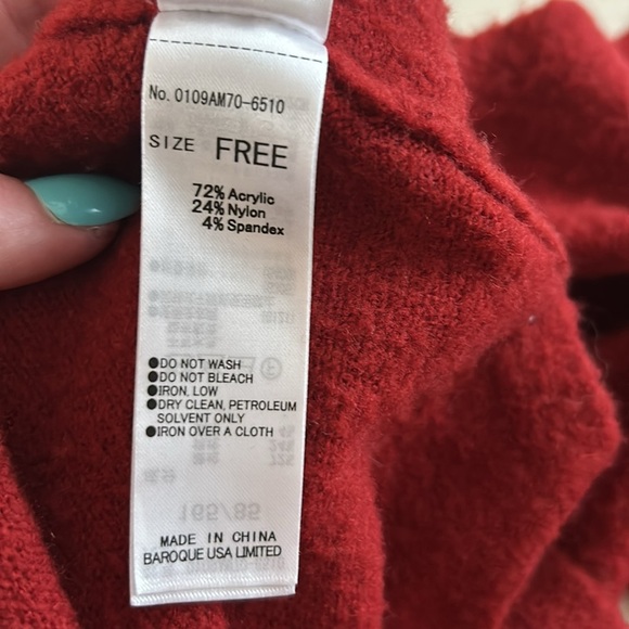 Moussy Front Tie Red Burgundy Long Soft Robe Women’s One Size - Picture 7 of 7